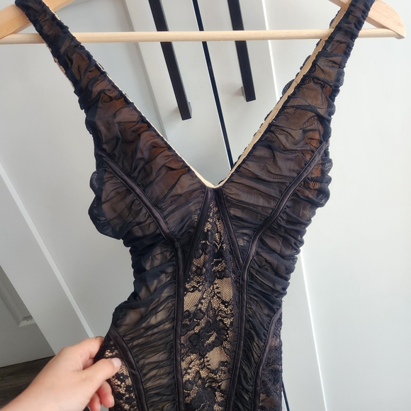 BEBE Black Beige Laca V Neck Bodycon Mini Dress Small Stretchy - Picture 6 of 12